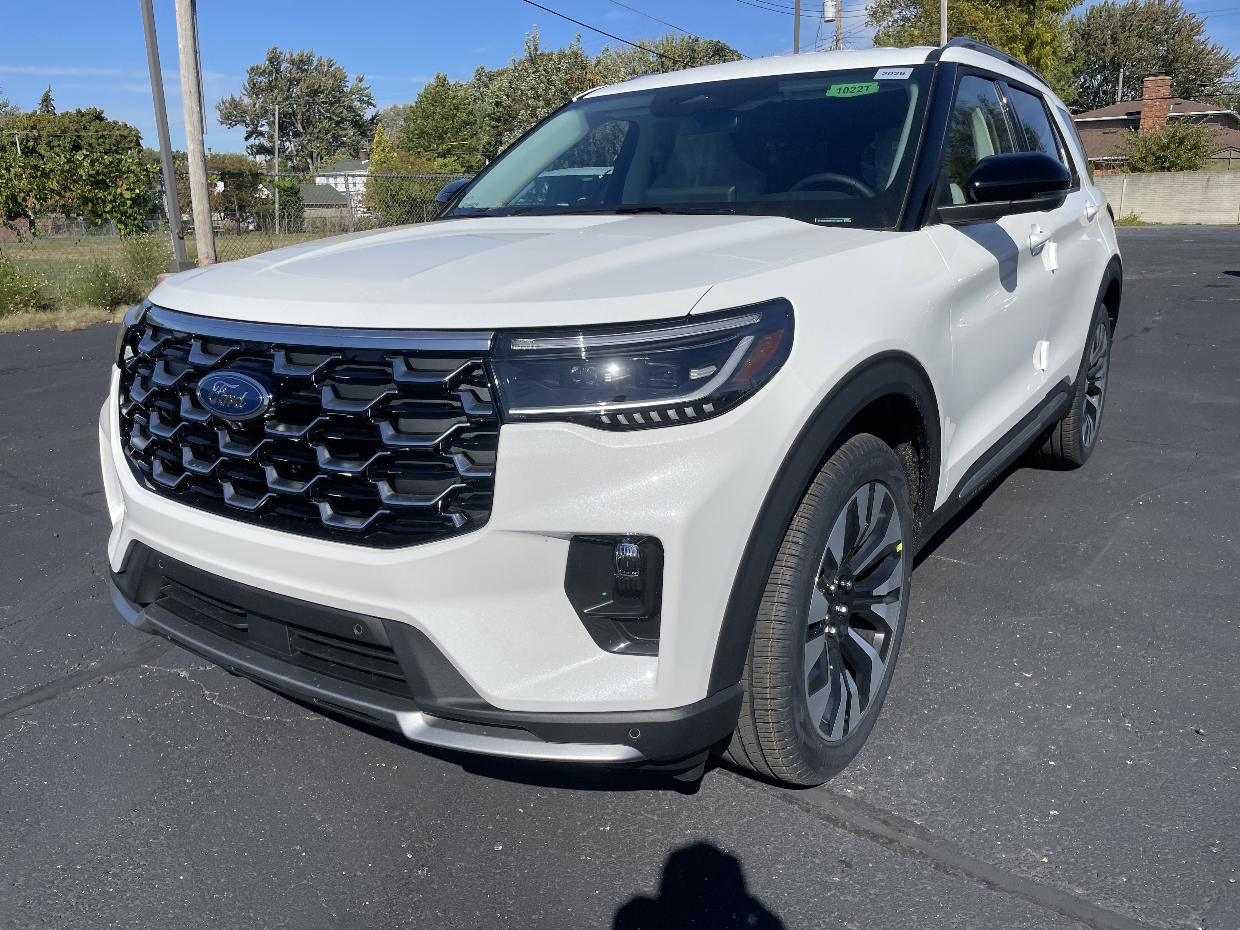 New 2026 Ford Explorer Platinum image 8