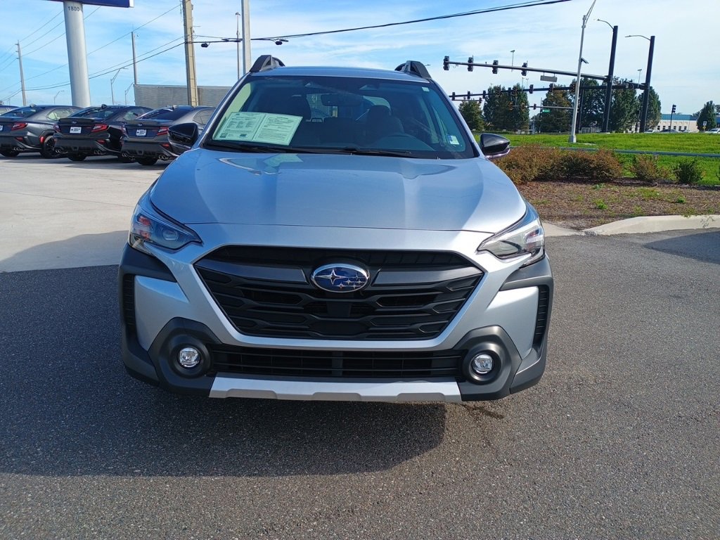 Certified 2025 Subaru Outback Limited w/ Popular Package #2 image 2