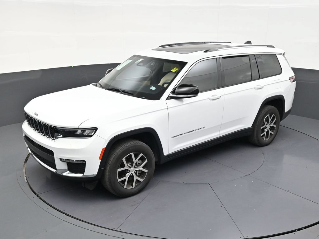 Used 2023 Jeep Grand Cherokee L Limited w/ Luxury Tech Group II AWD/4WD image 12