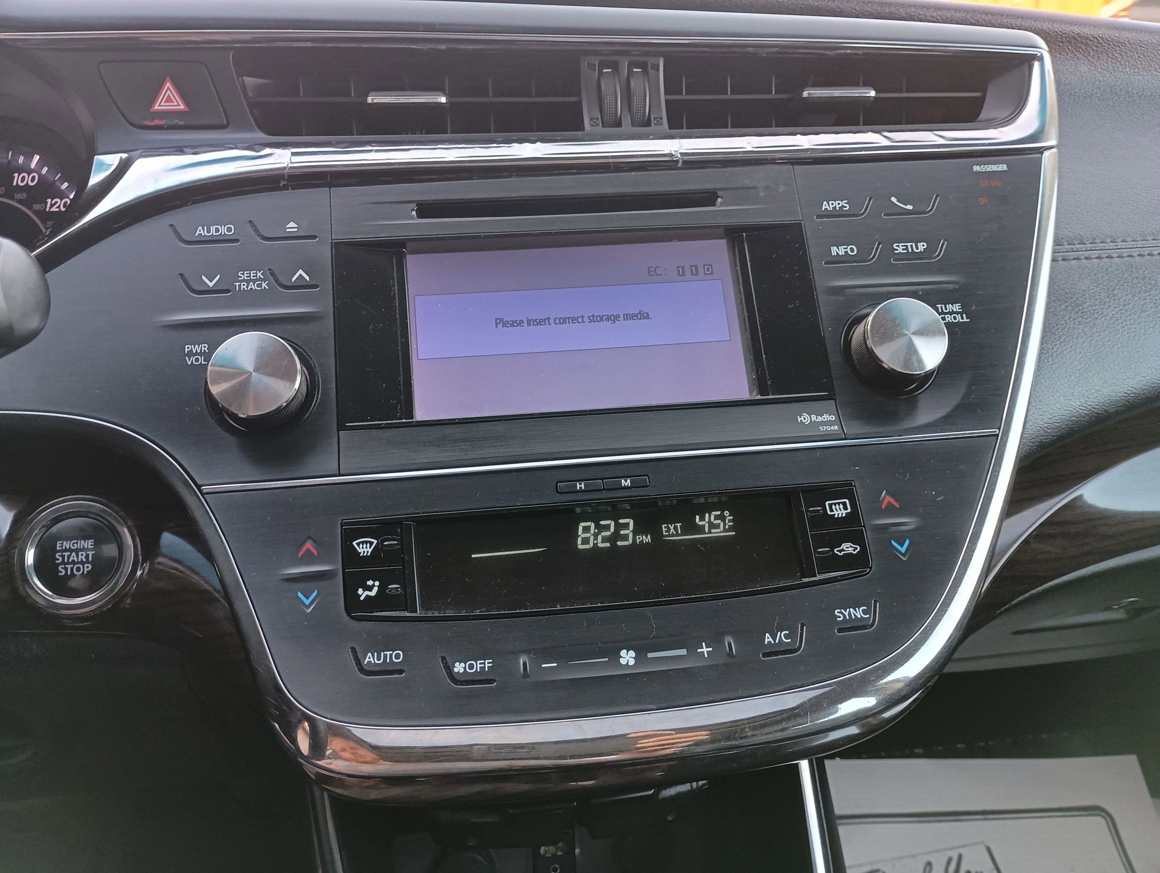 Used 2013 Toyota Avalon XLE Touring FWD image 15