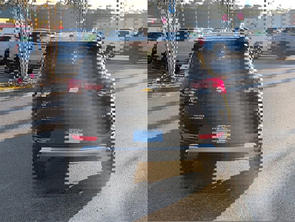 Certified 2022 Chevrolet TrailBlazer LT w/ Convenience Package image 4