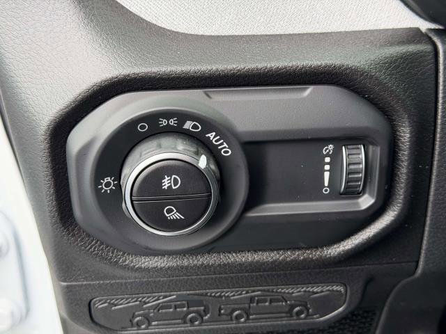 New 2026 Jeep Gladiator Sport AWD/4WD image 12