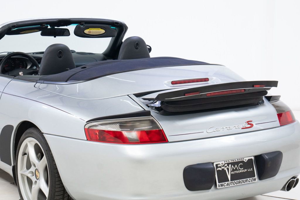Used 2003 Porsche 911 Carrera 4 image 12