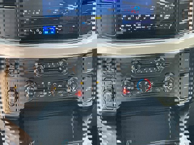 Used 2023 Ford F250 XLT w/ XLT Premium Package AWD/4WD image 26