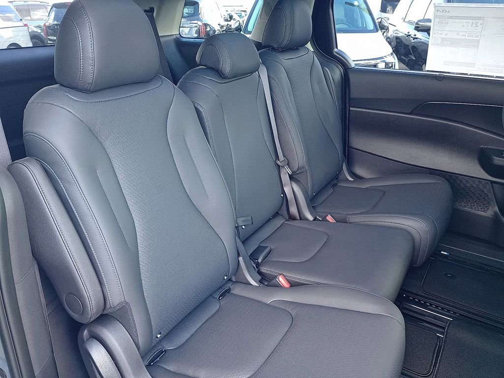 New 2026 Kia Carnival SX Prestige image 8