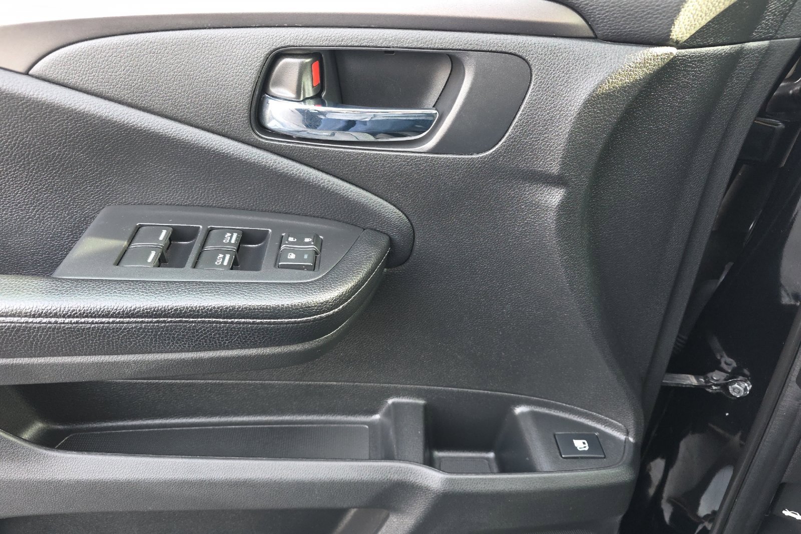 Used 2019 Honda Ridgeline Sport image 11