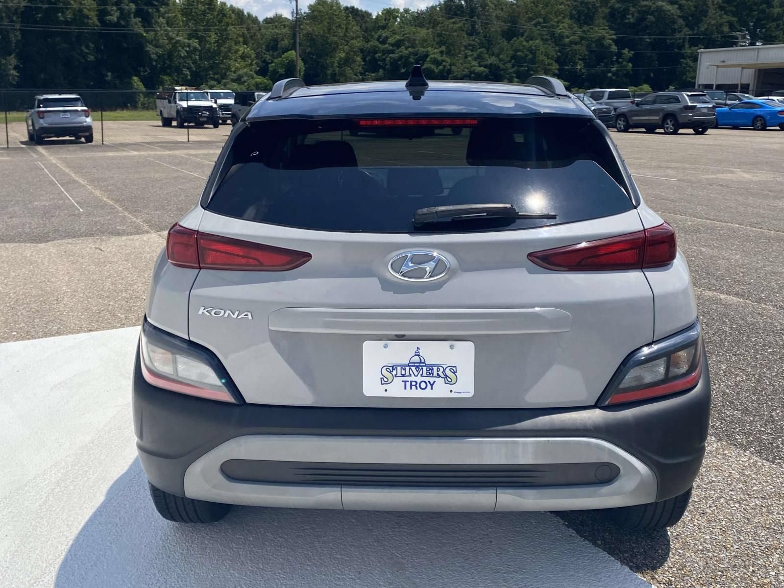 Used 2023 Hyundai Kona SEL FWD image 6