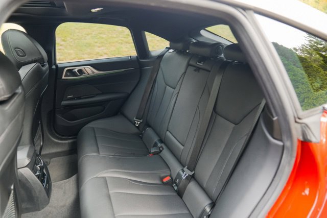 Used 2023 BMW i4 eDrive40 w/ Premium Package RWD image 41