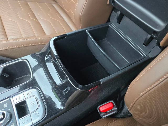 Used 2021 Kia Telluride SX w/ SX Prestige Package image 18