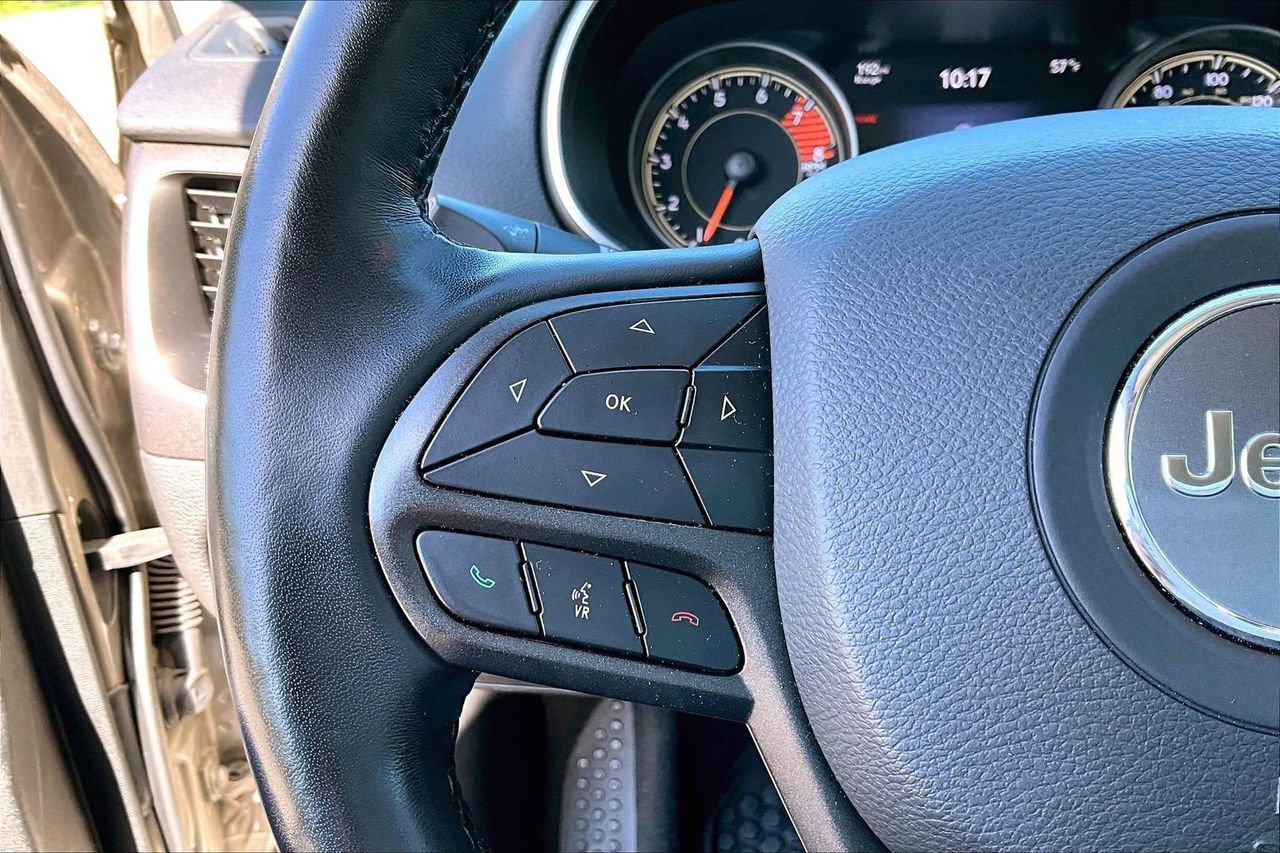 Certified 2021 Jeep Cherokee Trailhawk w/ Sun, Sound & Nav Group image 30