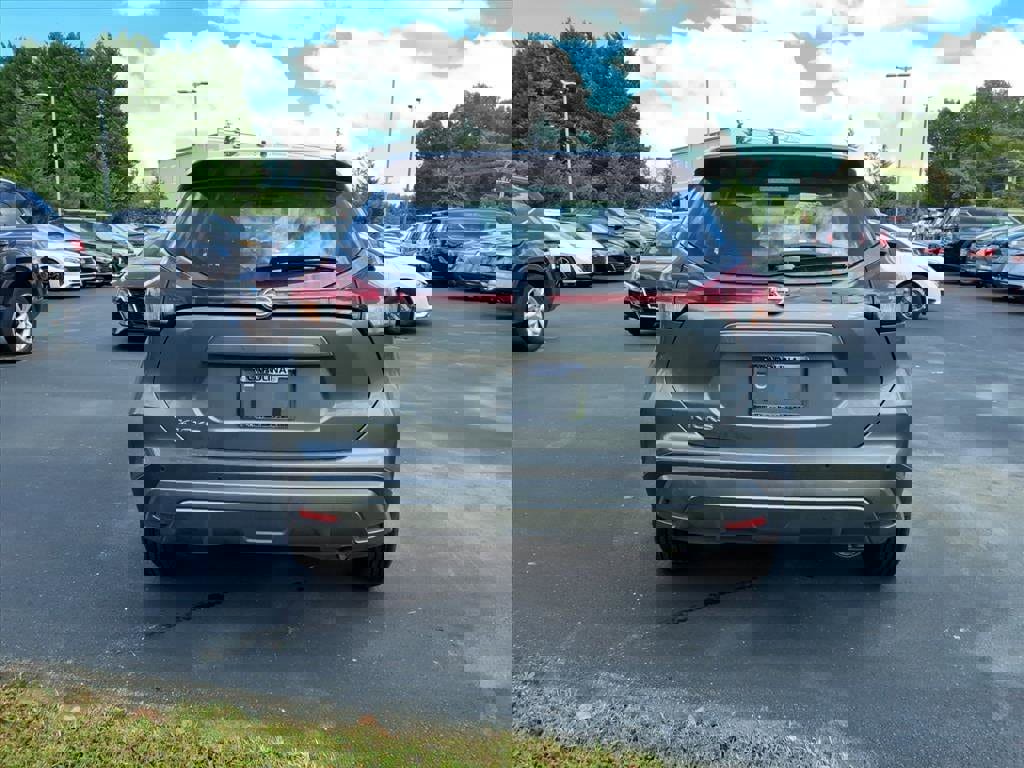 New 2025 Nissan Kicks Play S image 4