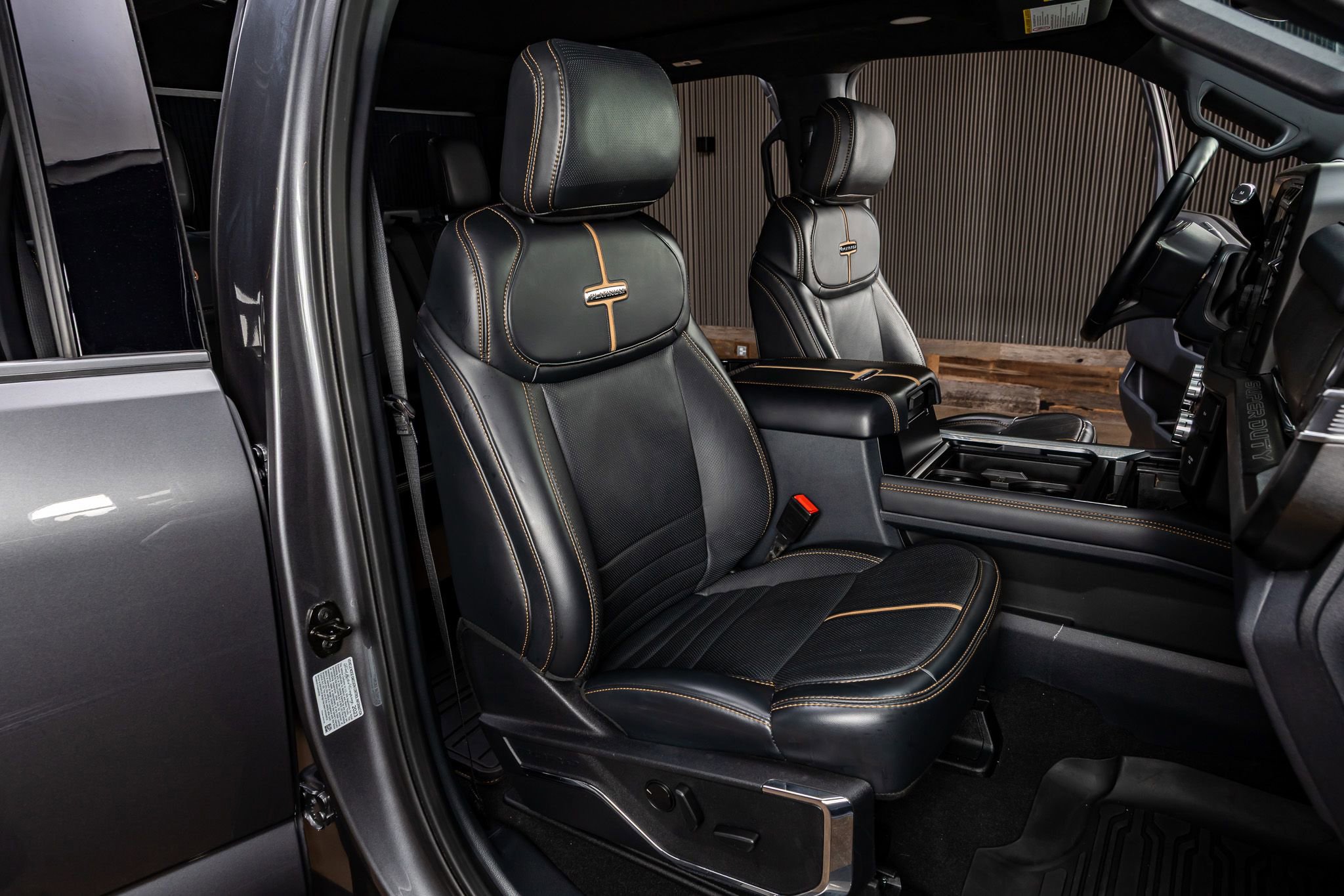 Used 2023 Ford F250 Platinum image 31