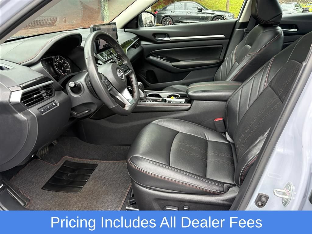 Used 2024 Nissan Altima 2.5 SR w/ SR Premium Package AWD/4WD image 18