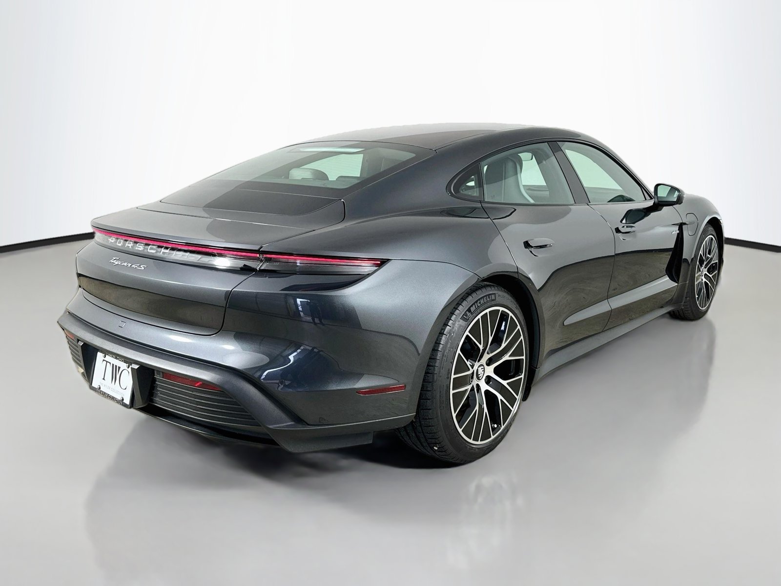 Used 2021 Porsche Taycan 4S w/ Premium Package AWD/4WD image 5
