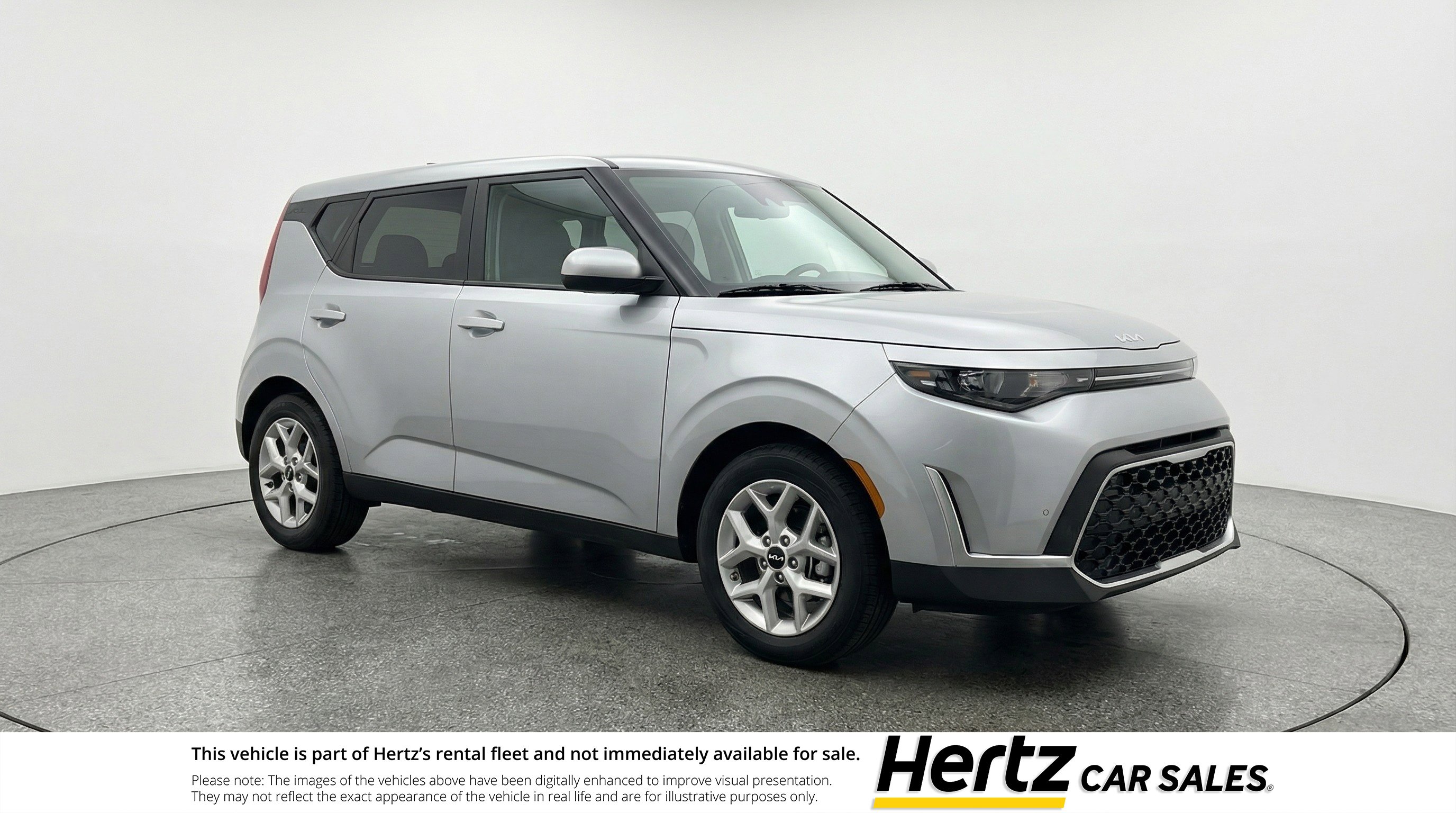 Used 2025 Kia Soul LX w/ LX Technology Package FWD image 1