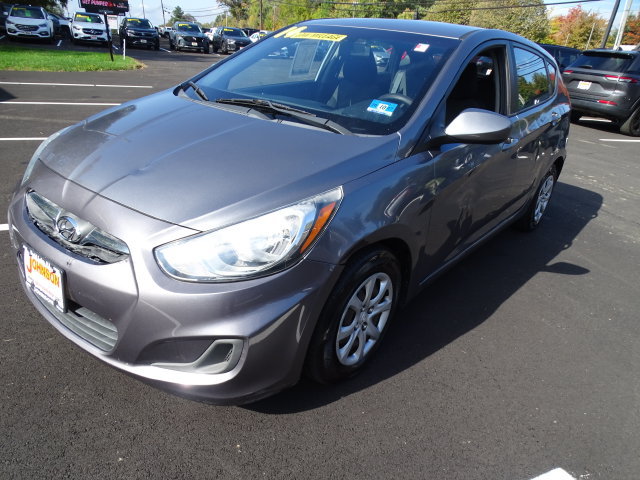 Used 2014 Hyundai Accent GS FWD image 13