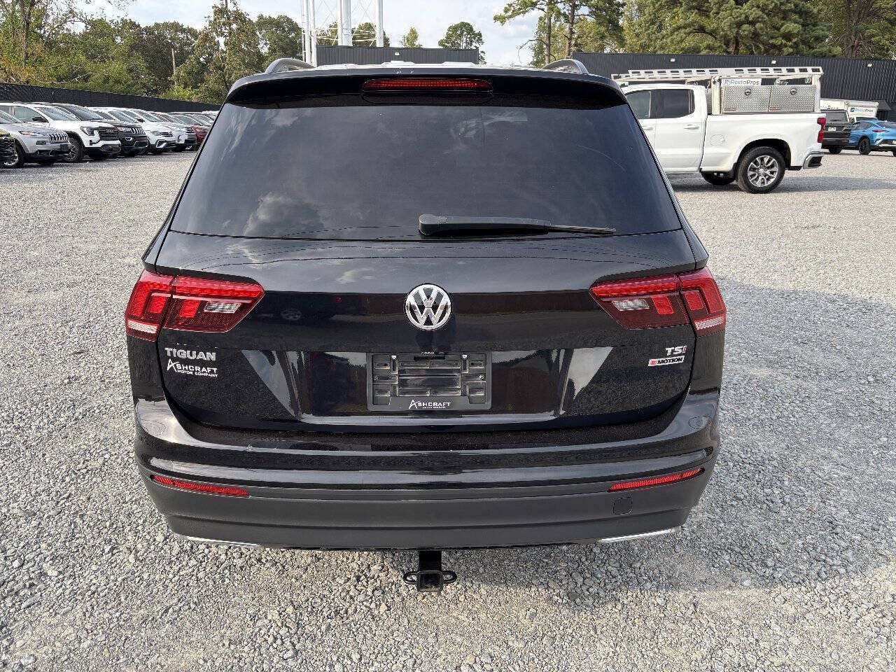 Used 2018 Volkswagen Tiguan S AWD/4WD image 7