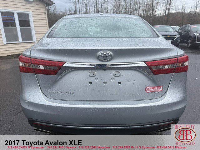 Used 2017 Toyota Avalon XLE FWD image 4