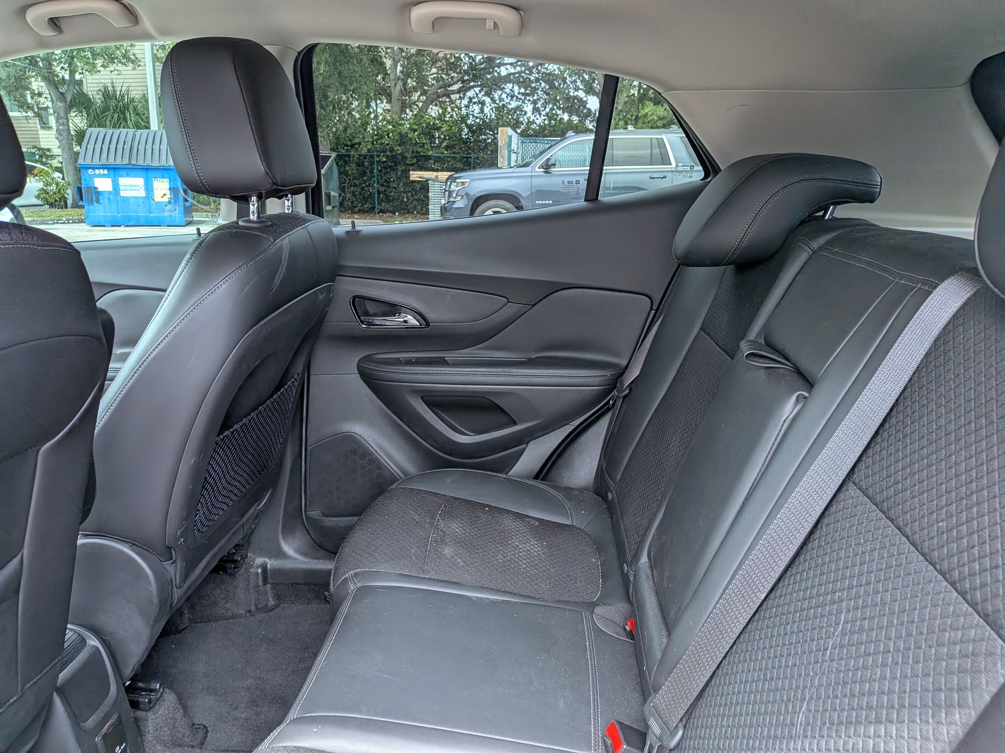 Used 2018 Buick Encore Sport Touring w/ Safety Package FWD image 13