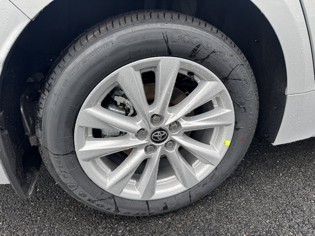 New 2026 Toyota Corolla LE w/ LE Premium Package FWD image 22