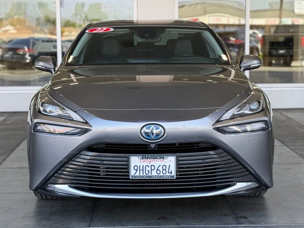 Used 2022 Toyota Mirai XLE w/ Advanced Technology Package image 4