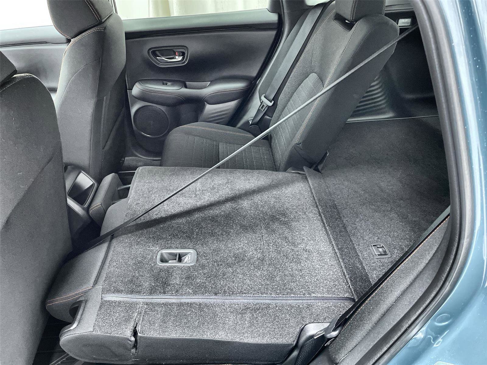 Certified 2025 Honda HR-V Sport image 24