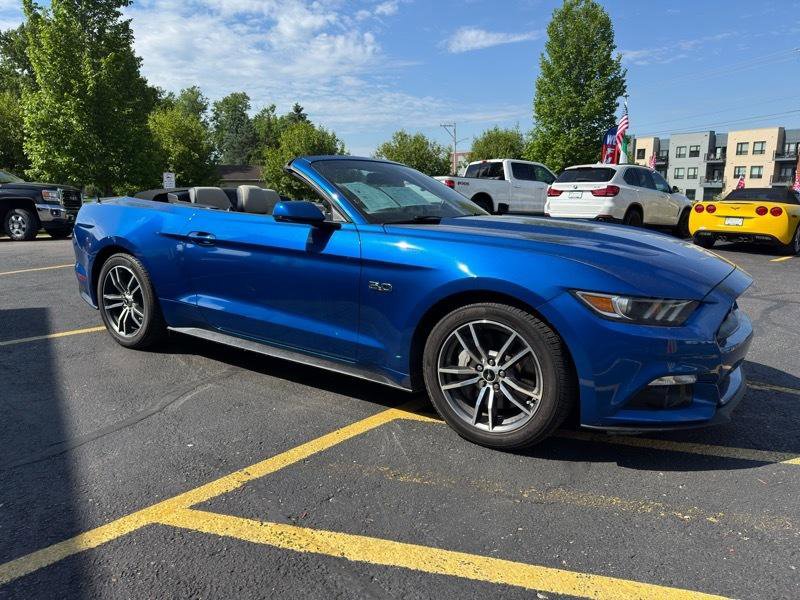 Used 2017 Ford Mustang GT Premium RWD image 30