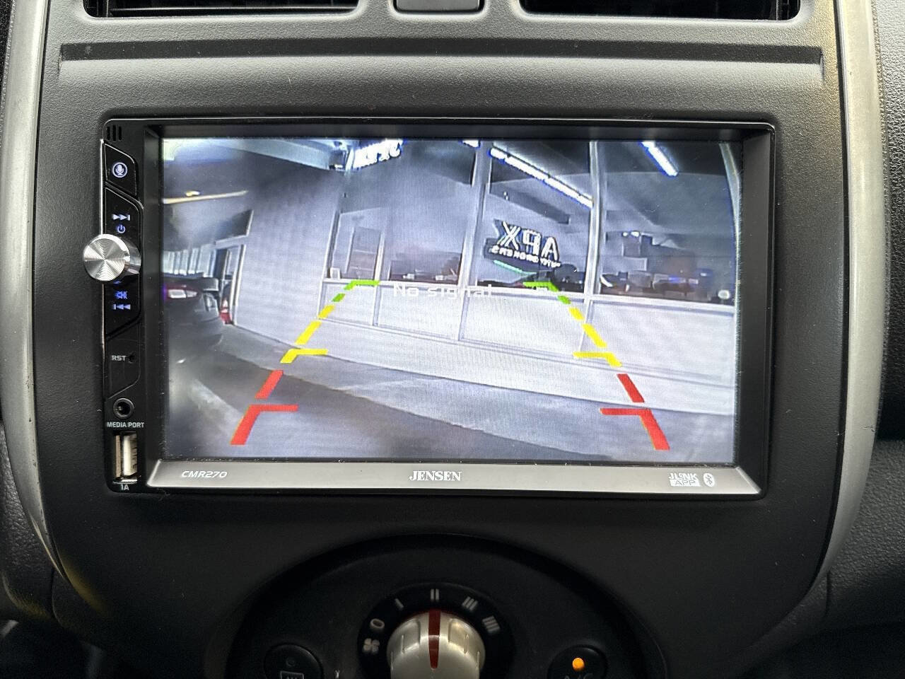 Used 2012 Nissan Versa SV image 36