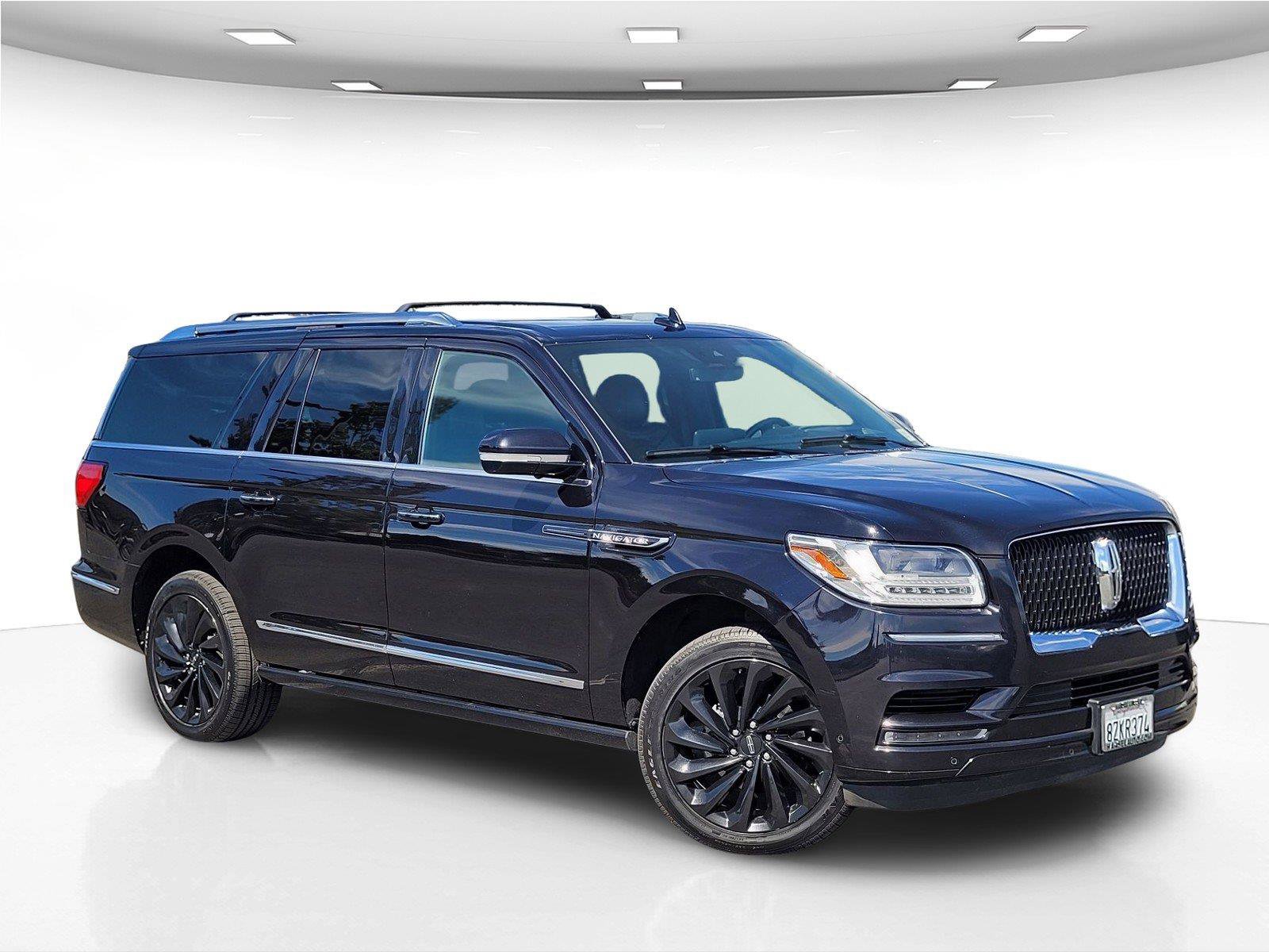 Used 2021 Lincoln Navigator L Reserve AWD/4WD image 2