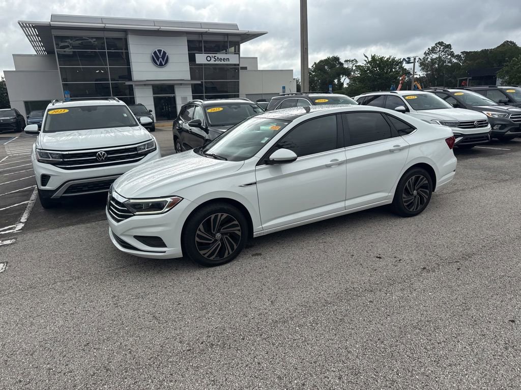 Used 2019 Volkswagen Jetta SEL Premium FWD image 4