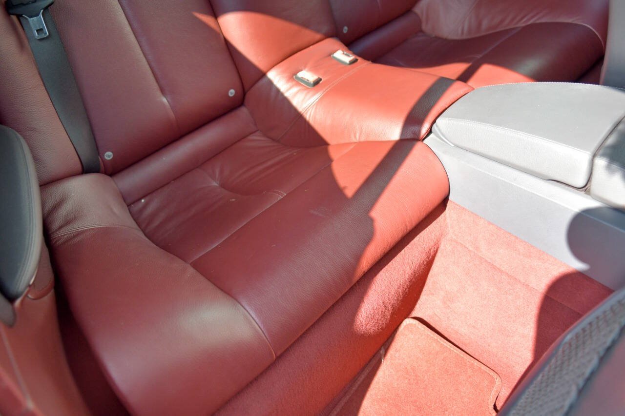 Used 2005 BMW 645Ci Convertible RWD image 39