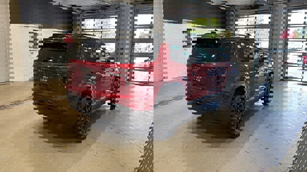 New 2026 GMC Terrain Elevation w/ Elevation Premium Package image 7