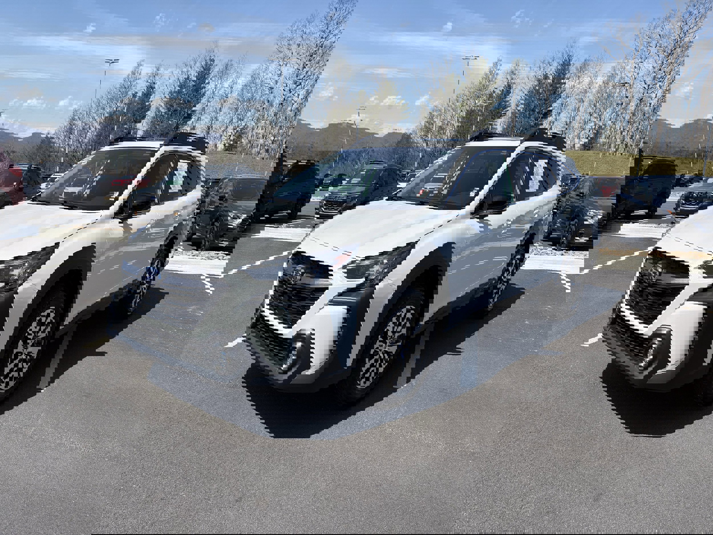 Certified 2025 Subaru Outback Premium image 3