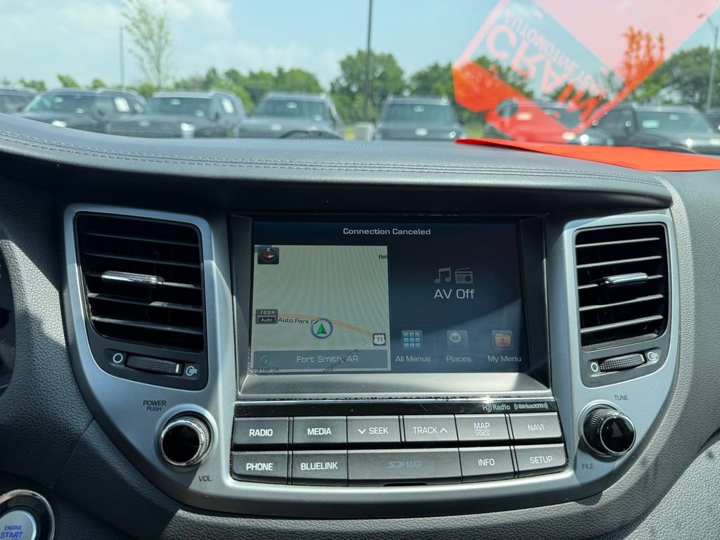 Used 2016 Hyundai Tucson Limited w/ Option Group 03 FWD image 15