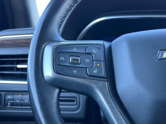 Used 2023 Chevrolet Suburban Premier image 35