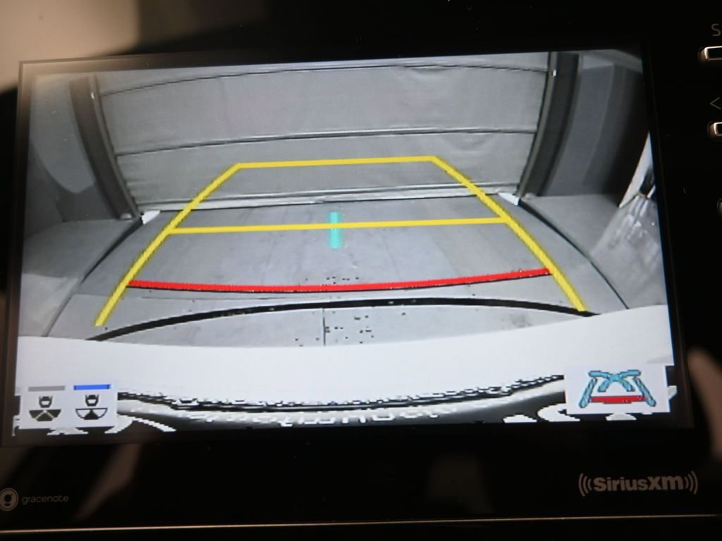 Used 2024 Toyota Camry SE w/ Convenience Package image 25