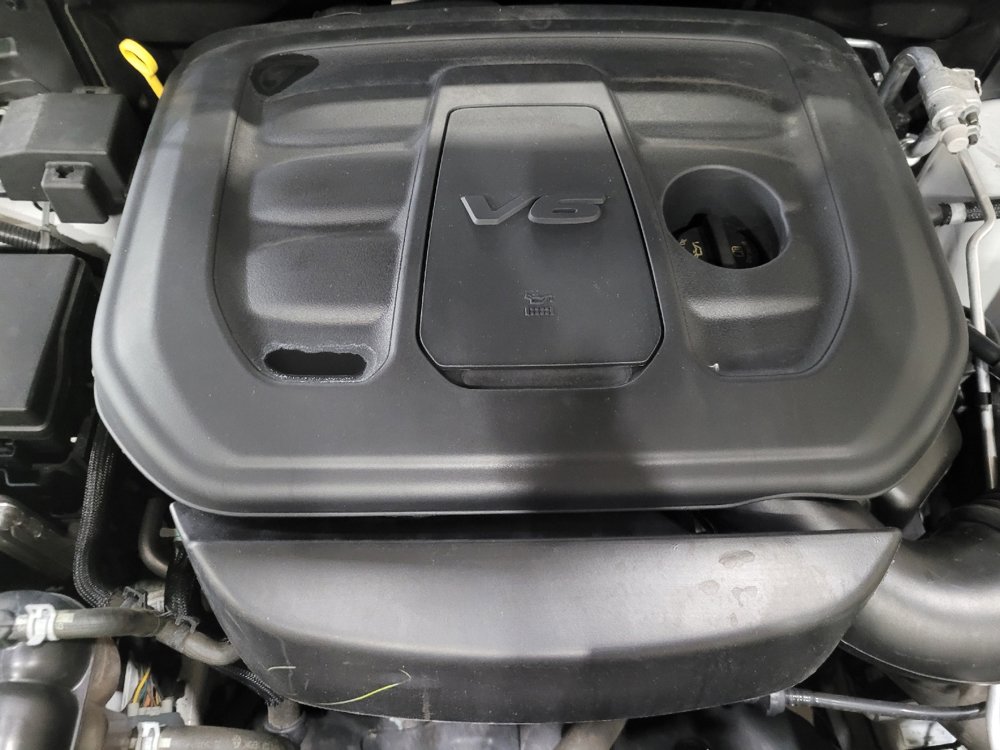 Used 2021 Jeep Grand Cherokee Laredo X image 30