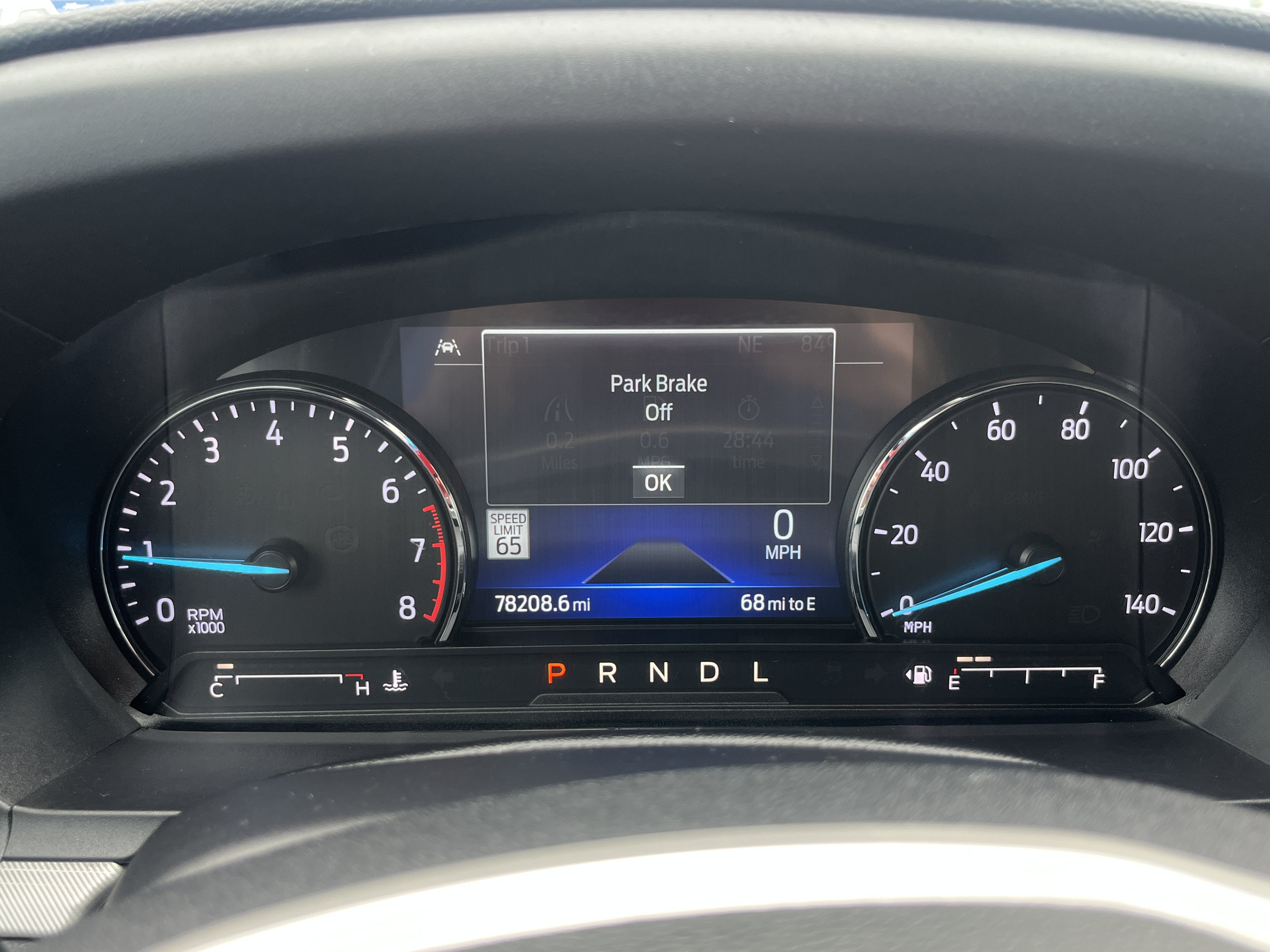 Used 2023 Ford Explorer XLT w/ Equipment Group 202A RWD image 18