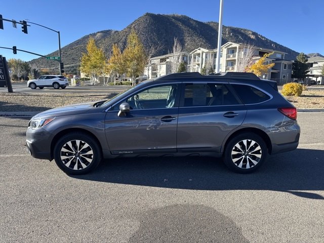 Used 2015 Subaru Outback 2.5i Limited image 2