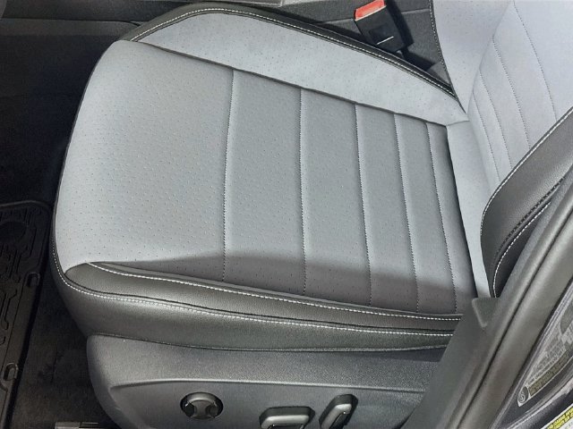 New 2027 Volkswagen Jetta SE FWD image 18