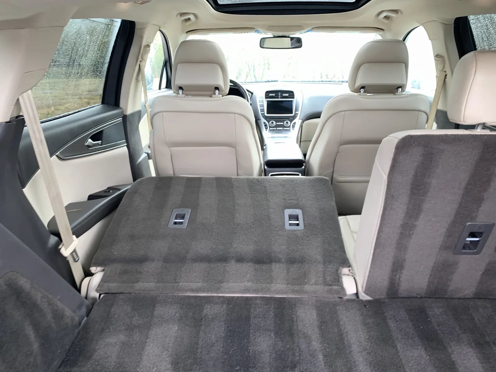 Used 2018 Lincoln MKX Reserve w/ Driver Assistance Package FWD image 33