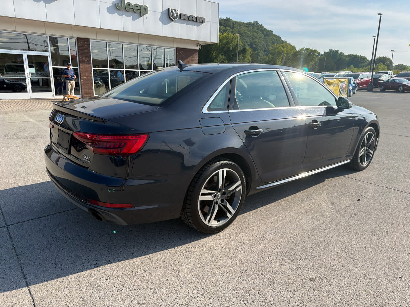 Used 2017 Audi A4 2.0T Premium Plus w/ Premium Plus Package AWD/4WD image 7
