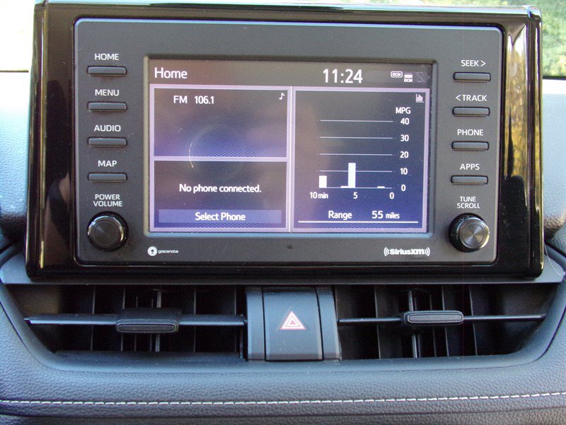 Used 2021 Toyota RAV4 LE AWD/4WD image 26