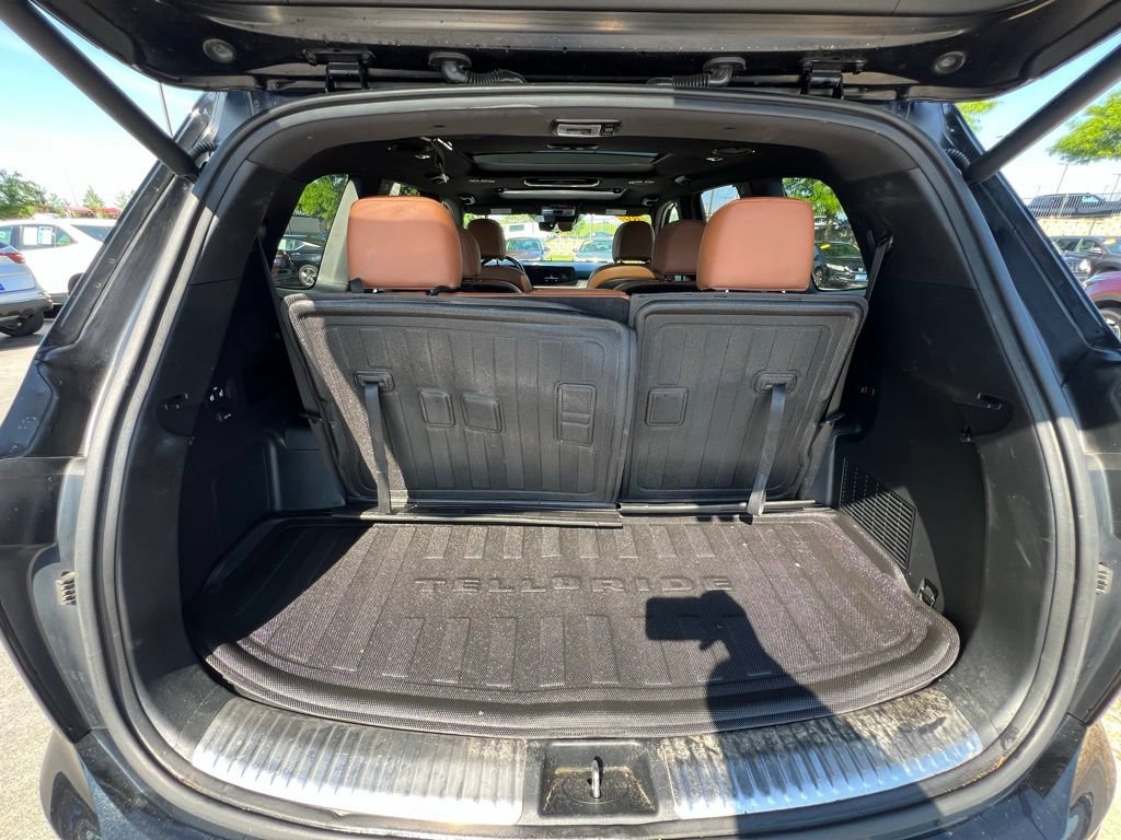 Used 2023 Kia Telluride AWD image 27