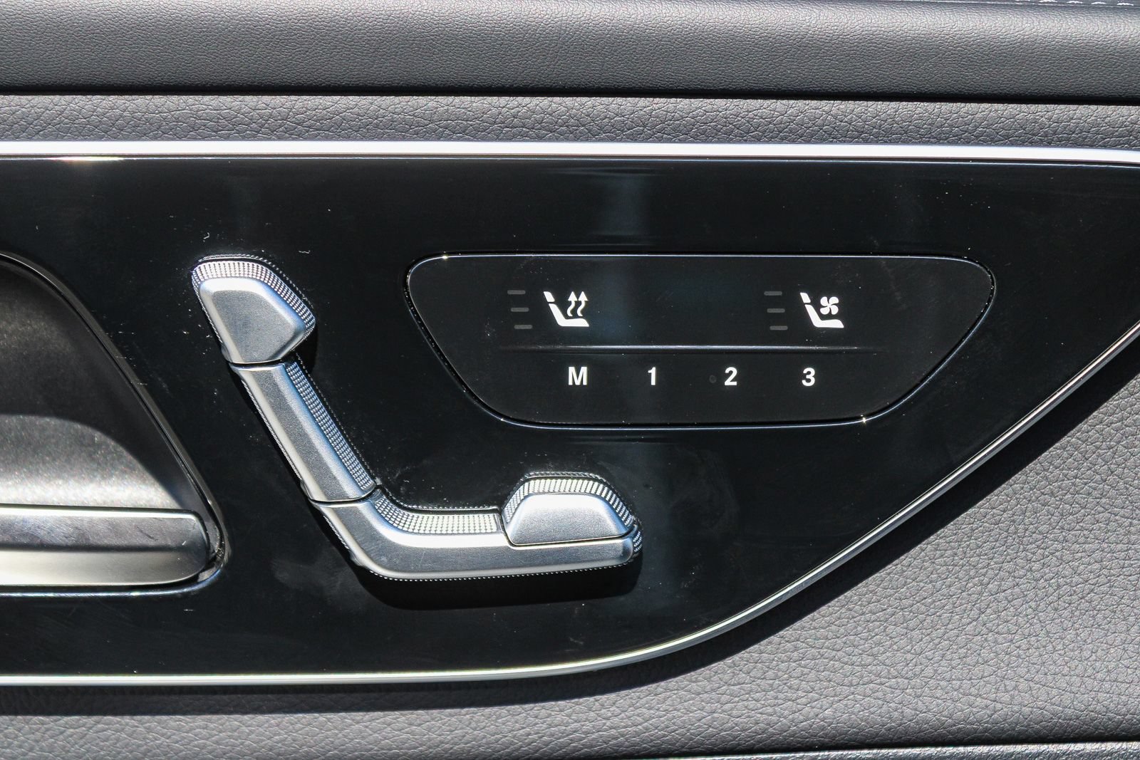 Certified 2026 Mercedes-Benz GLC 300 4MATIC image 21