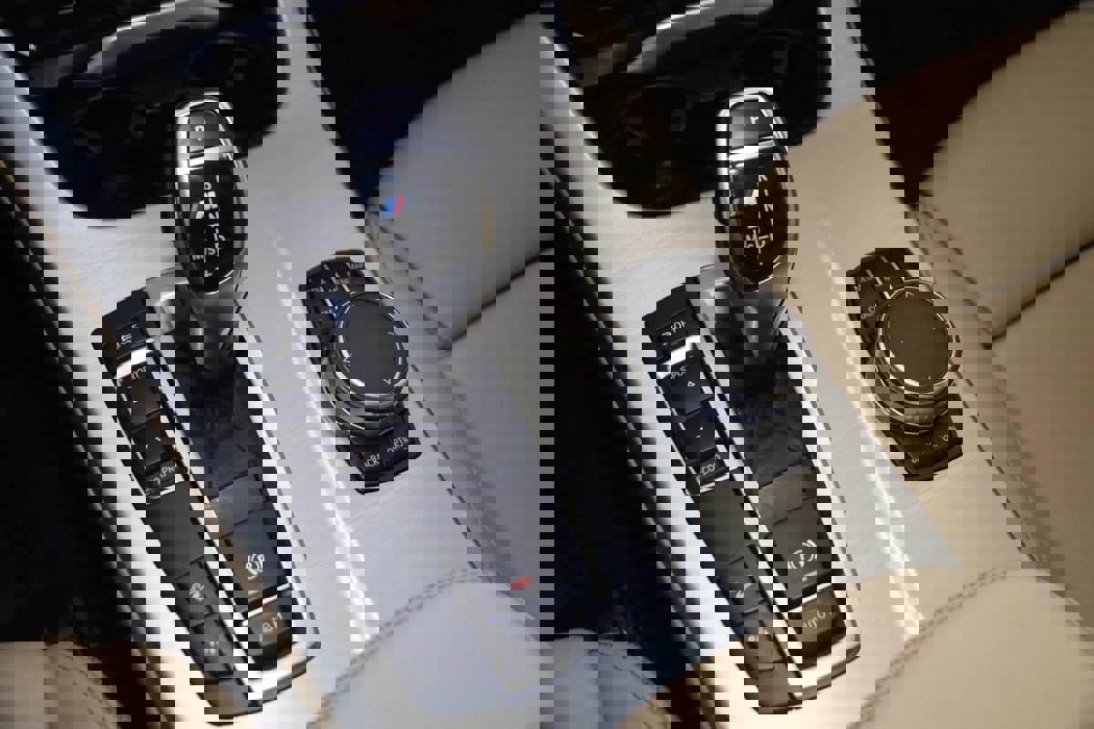 Used 2018 BMW X4 M40i image 27