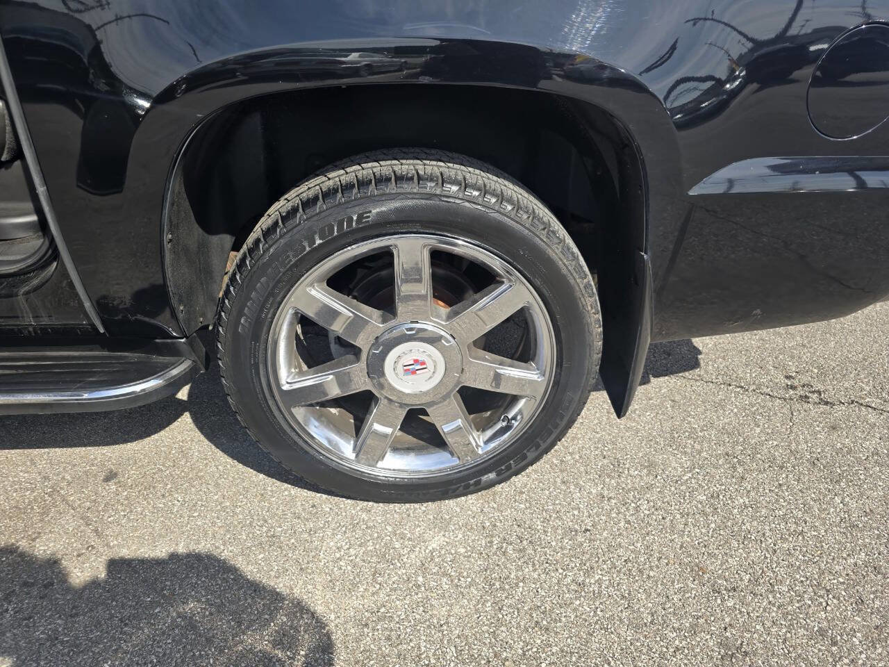 Used 2008 Cadillac Escalade EXT image 17