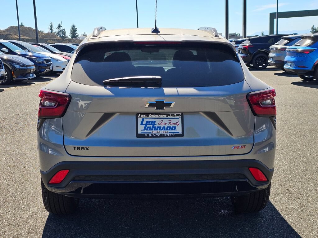 New 2026 Chevrolet Trax RS w/ Driver Confidence Package FWD image 6