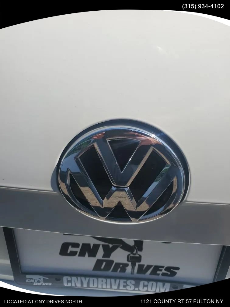 Used 2017 Volkswagen Golf S w/ Driver Assistance Package AWD/4WD image 25