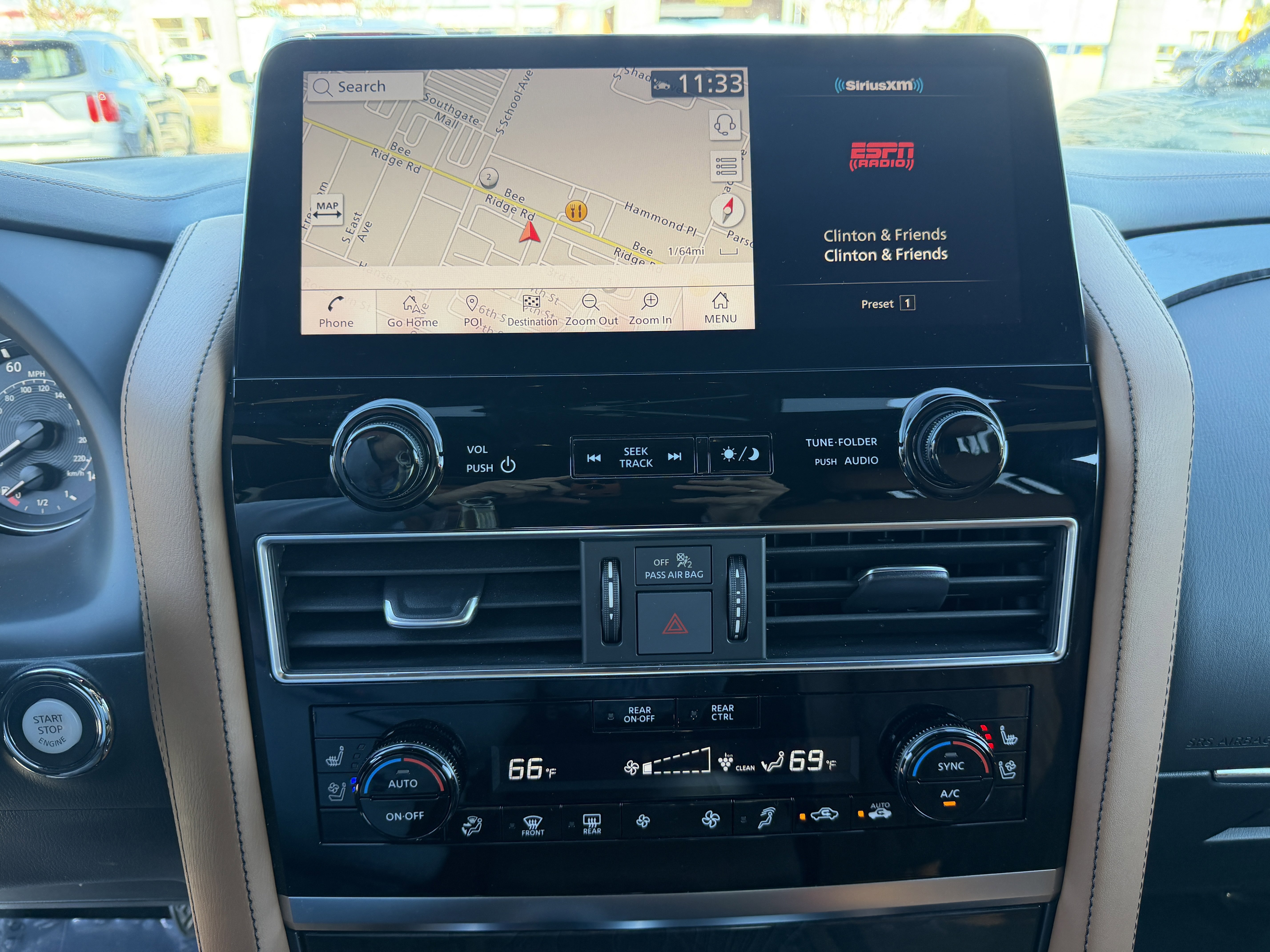 Used 2024 INFINITI QX80 Sensory image 21